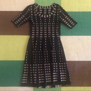 Roz and Ali knit dress in navy/beige pattern sz sm